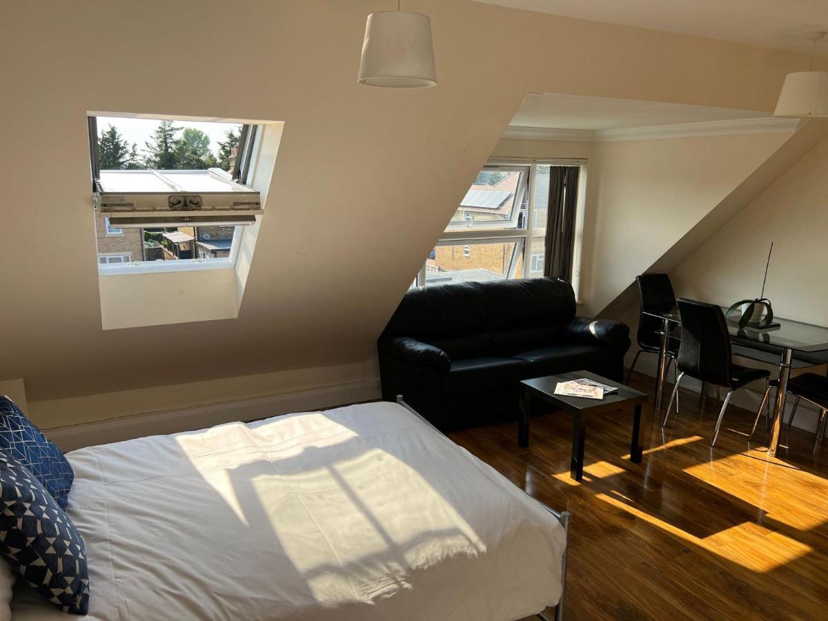Rc Airport Rooms Stanwell Екстер'єр фото