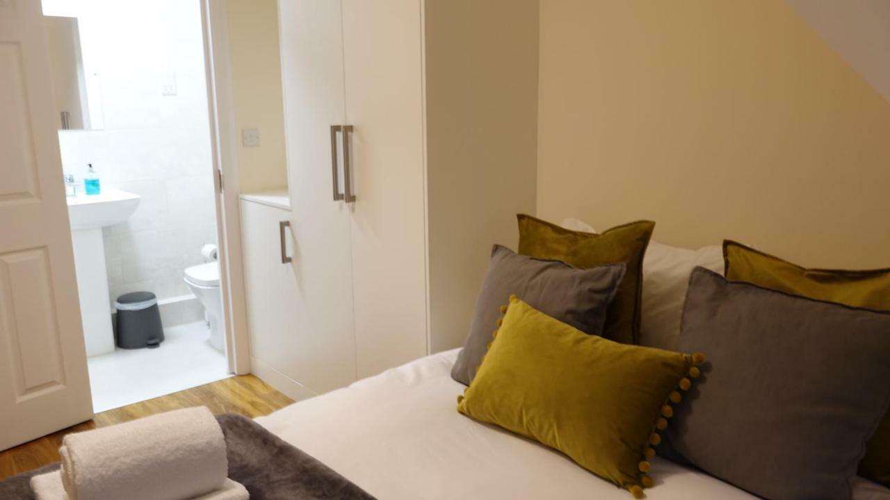 Rc Airport Rooms Stanwell Екстер'єр фото
