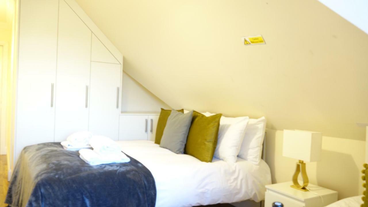 Rc Airport Rooms Stanwell Екстер'єр фото