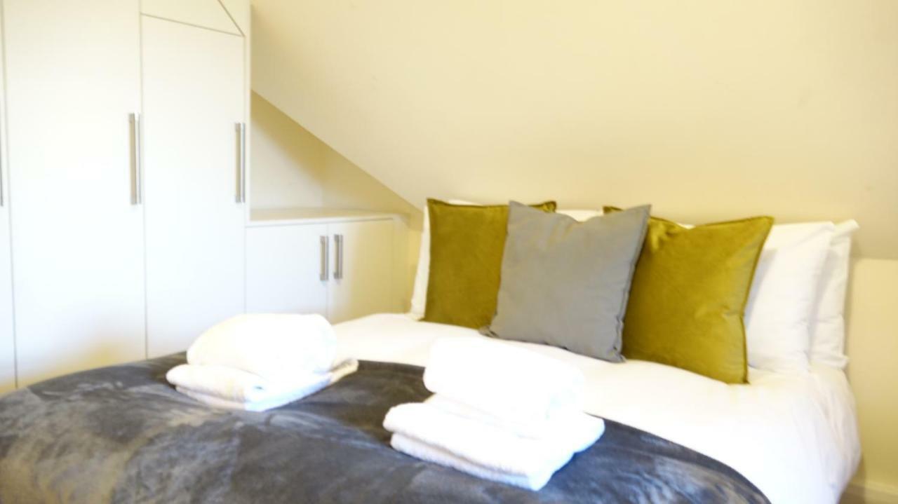 Rc Airport Rooms Stanwell Екстер'єр фото