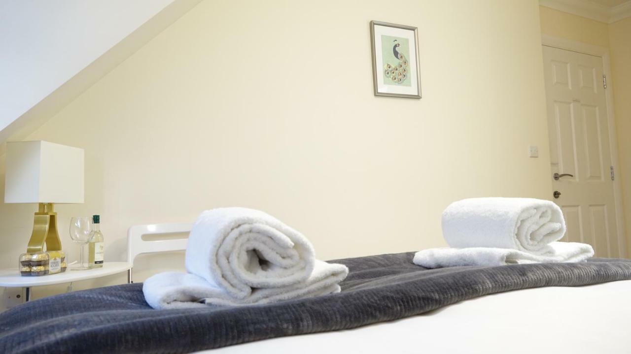 Rc Airport Rooms Stanwell Екстер'єр фото